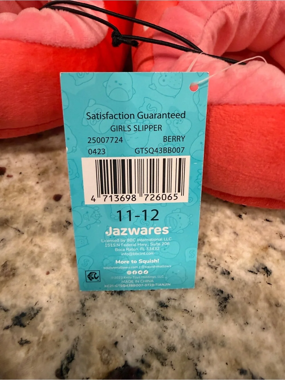 NWT Squishmallows Berry Strawberry Slippers Size 11-12